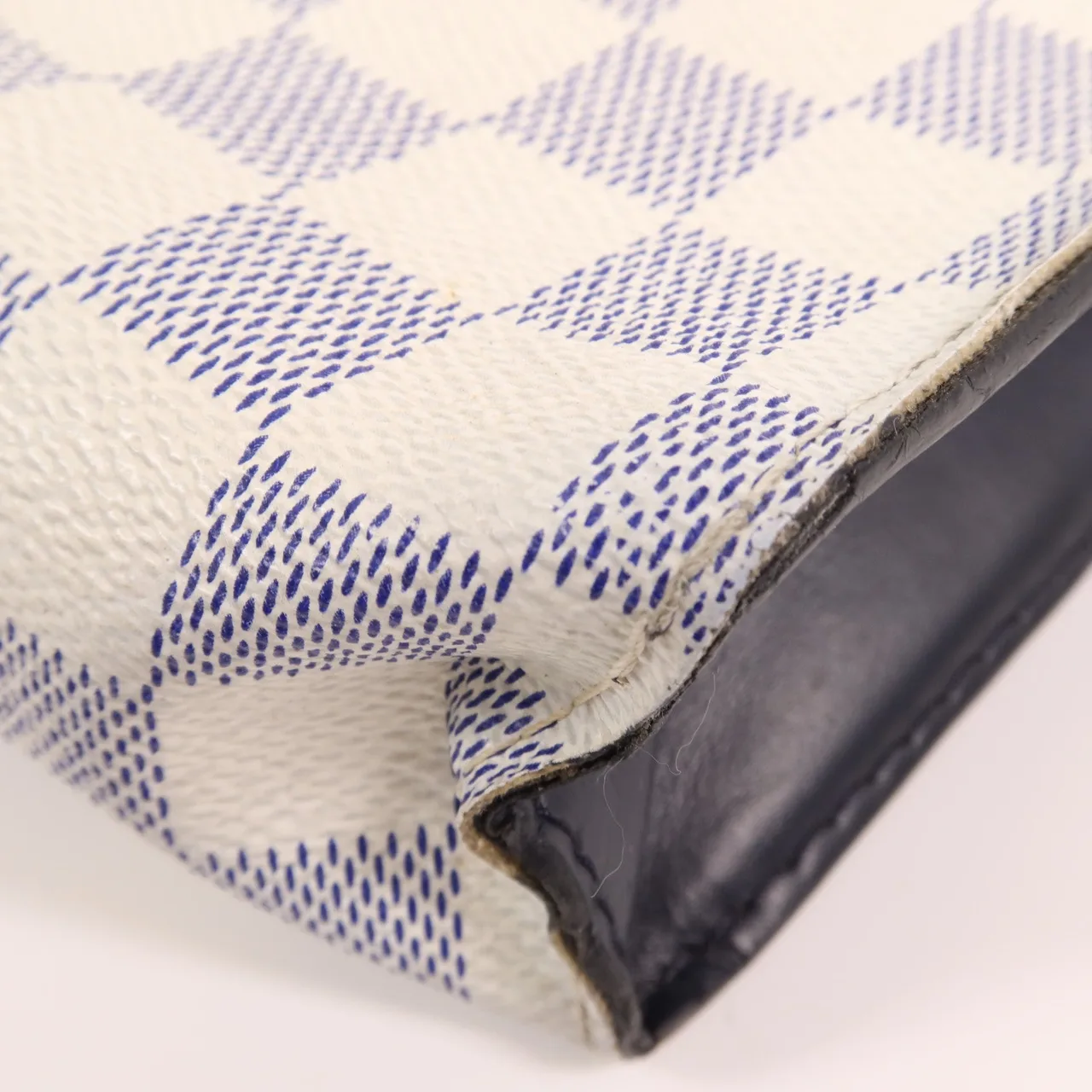 LOUIS VUITTON Pochette Voyage N60049 Clutch Coated Canvas 白色 / 海軍藍 Coated Canvas Rank B - Thumbnail 9