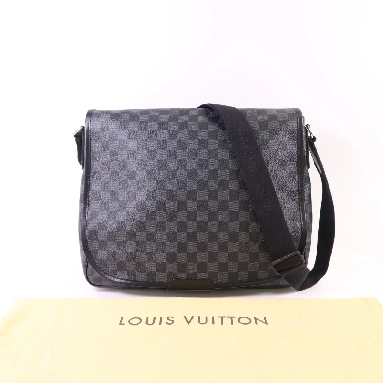 LOUIS VUITTON Daniel N5833 Shoulder Bag Coated Canvas 黑色 Coated Canvas Rank A - Thumbnail 18
