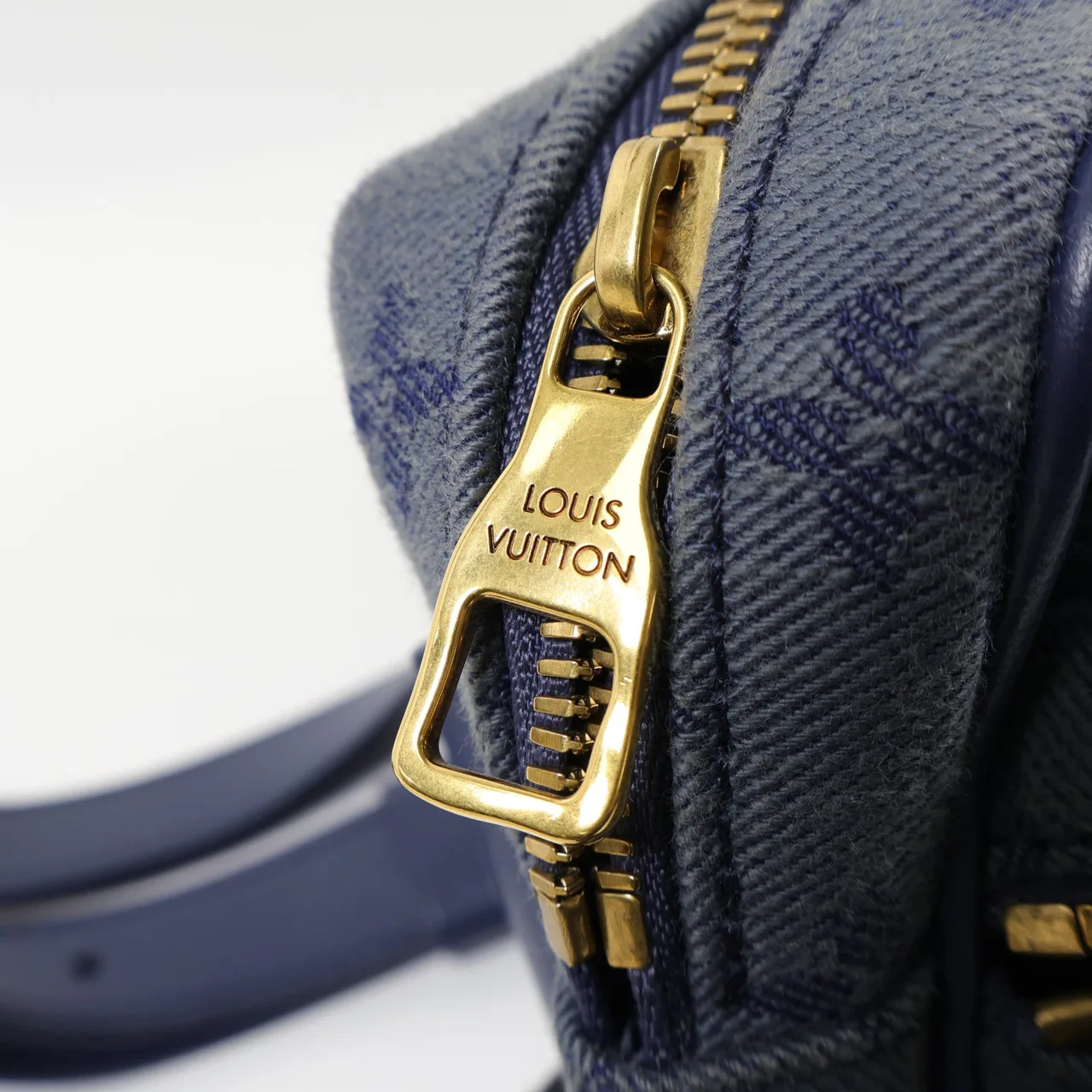 LOUIS VUITTON Bumbag M44741 Shoulder Bag denim 藍色 denim Rank A - Thumbnail 13