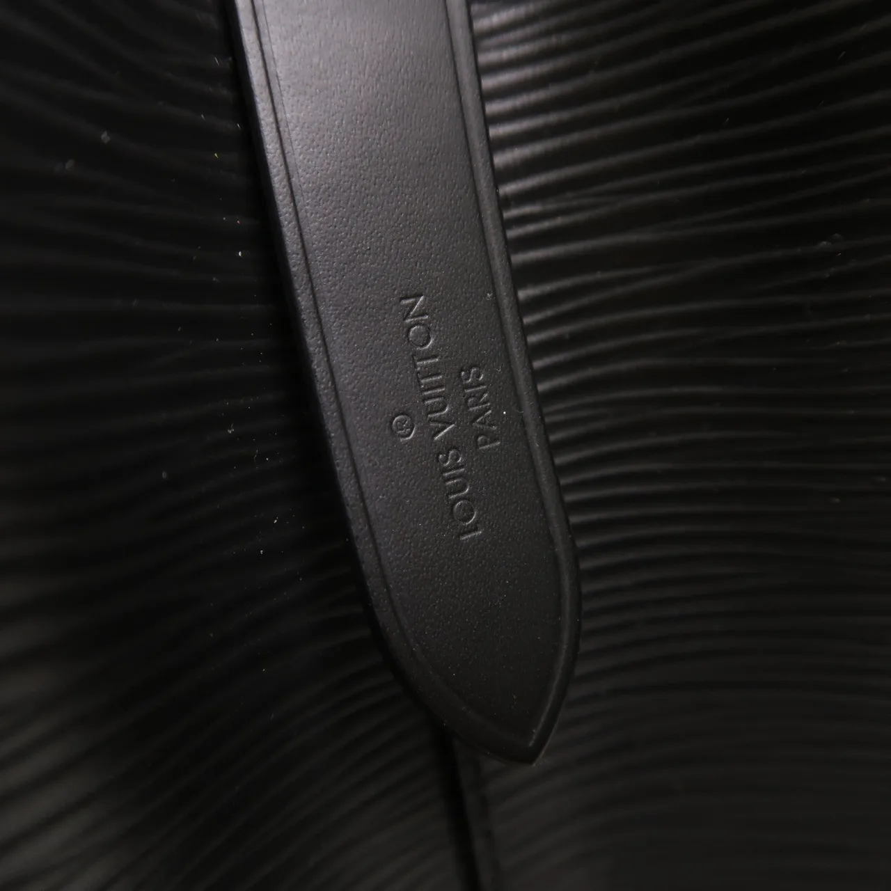 LOUIS VUITTON NeoNoe M54366 兩用包 牛皮 黑色 / Black 牛皮 中古品A - 縮圖 6