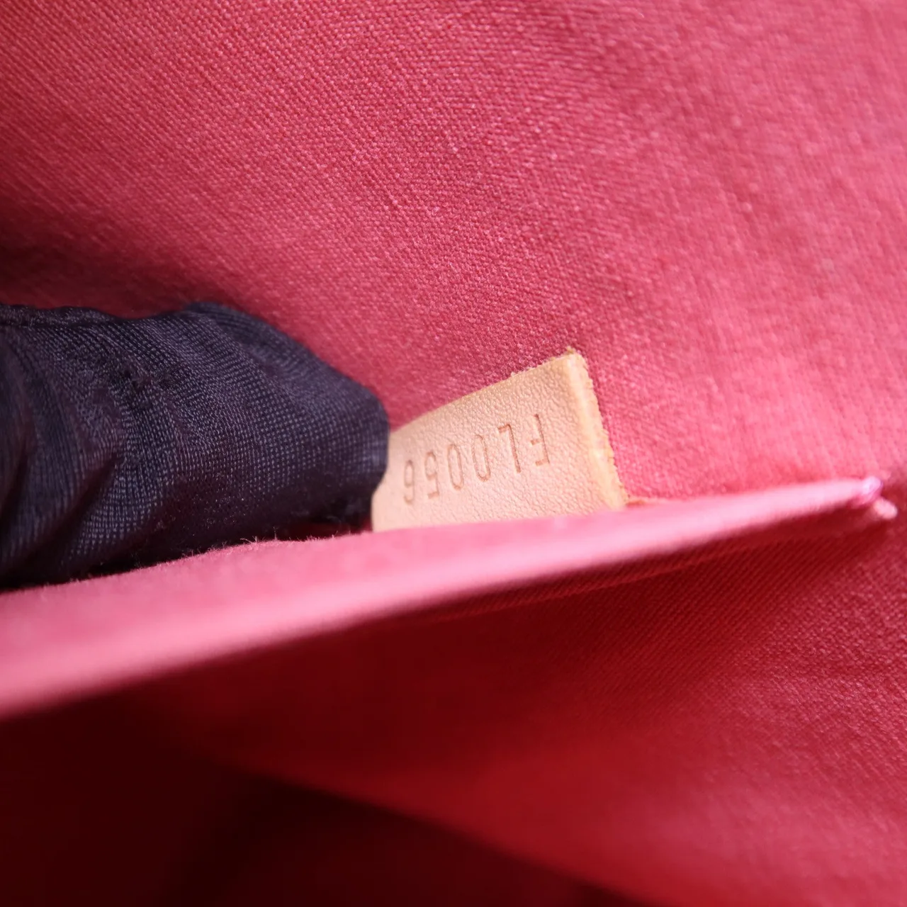 LOUIS VUITTON M9151F 肩背包 皮革 粉色 皮革 中古品B - 縮圖 8