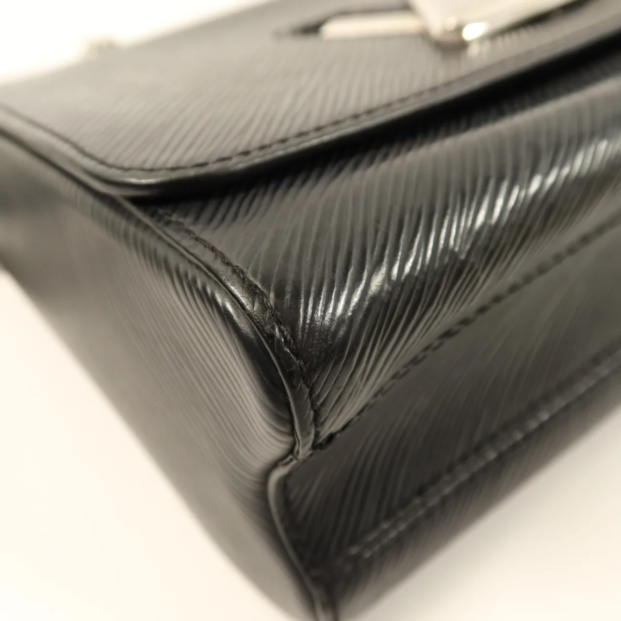 LOUIS VUITTON Twist M21110 Shoulder Bag Calfskin 黑色 Calfskin Rank B - Thumbnail 7