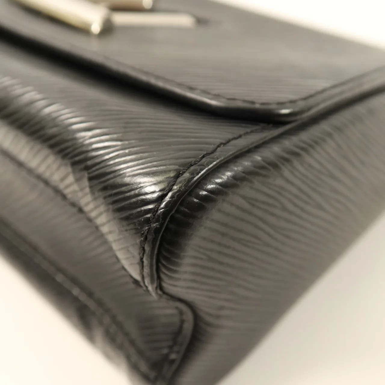 LOUIS VUITTON Twist M21110 Shoulder Bag Calfskin 黑色 Calfskin Rank B - Thumbnail 8