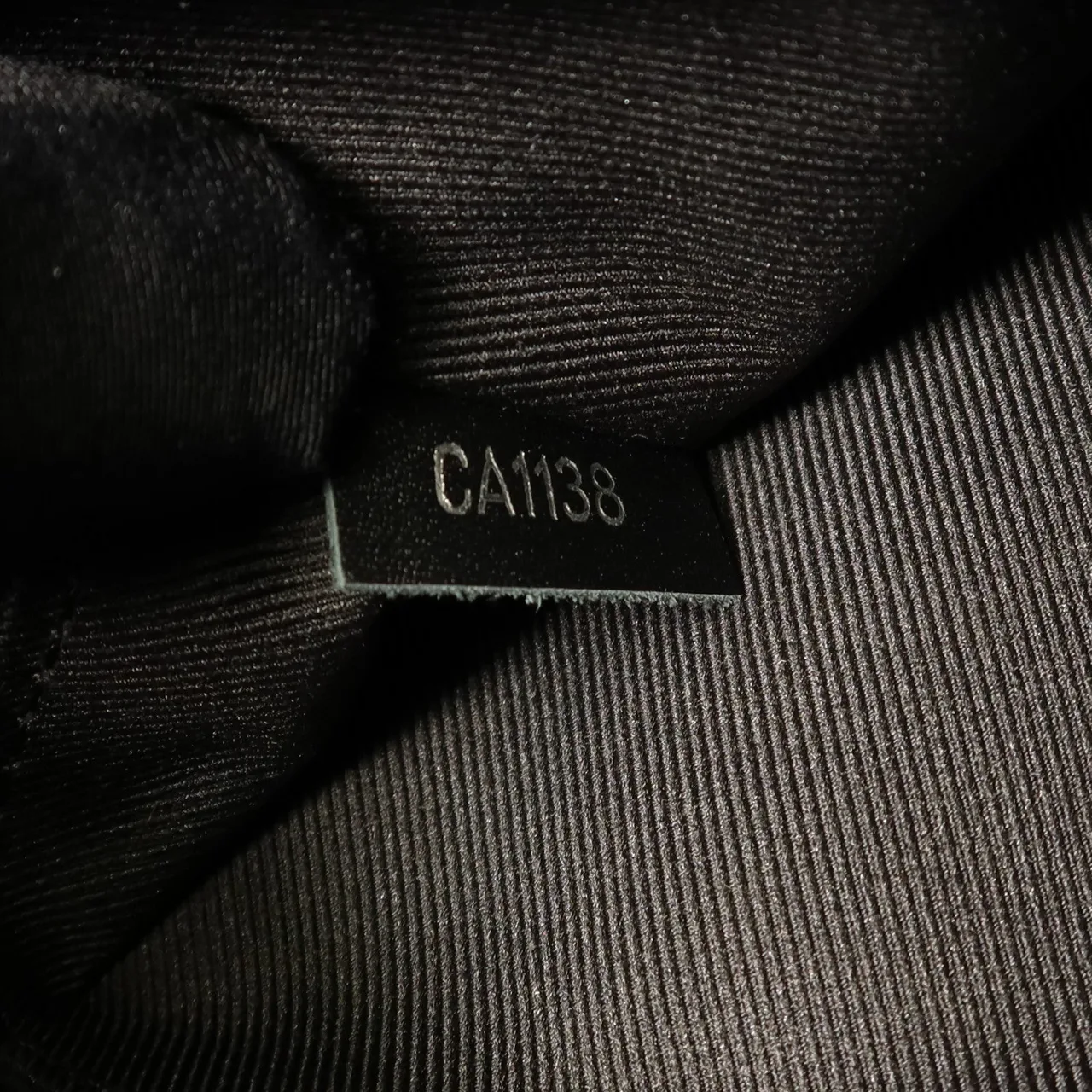 LOUIS VUITTON M51689 2-Way Bag Calfskin 黑色 Calfskin Rank B - Thumbnail 8