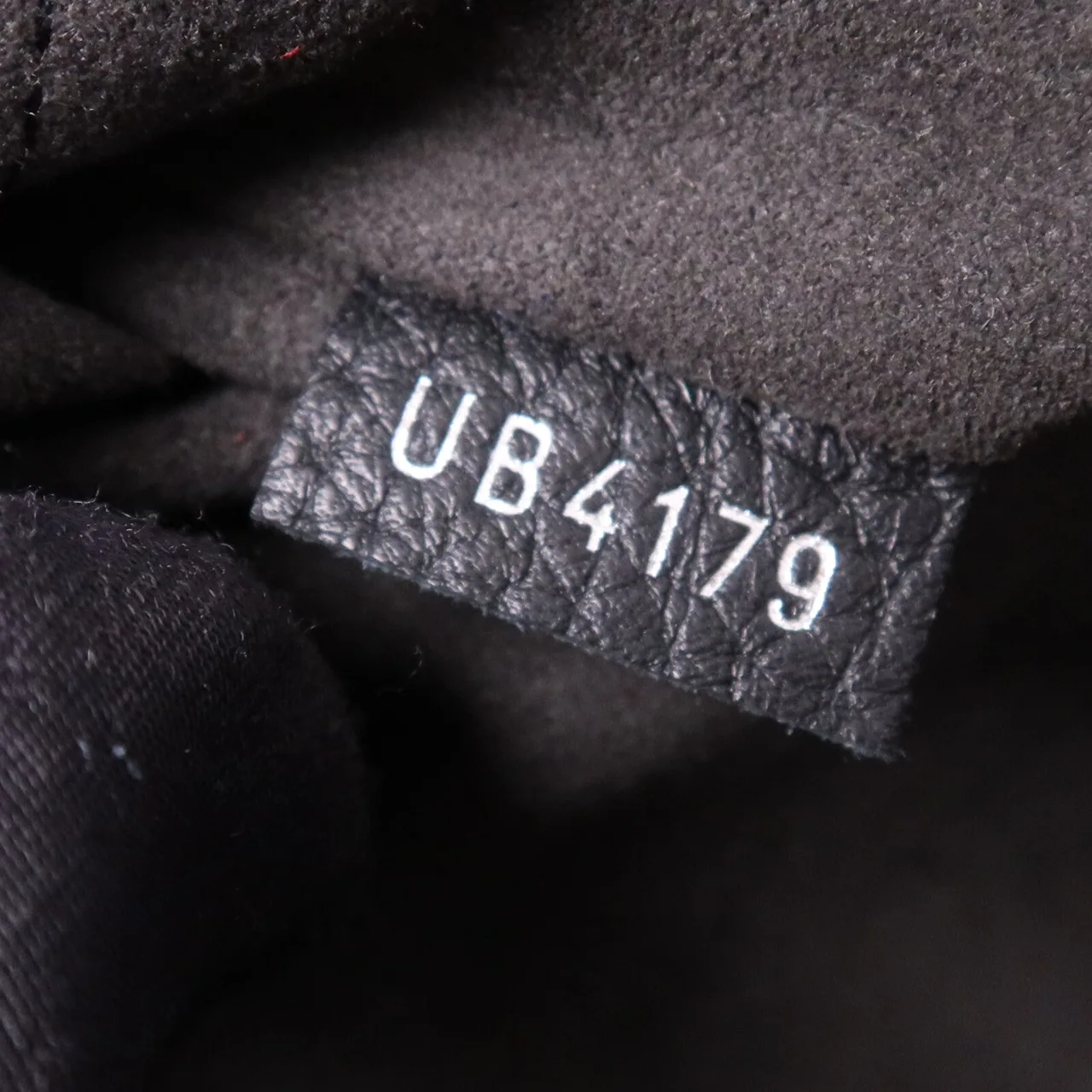 LOUIS VUITTON Armand M54381 Shoulder Bag Calfskin 黑色 / Black Calfskin Rank A - Thumbnail 8