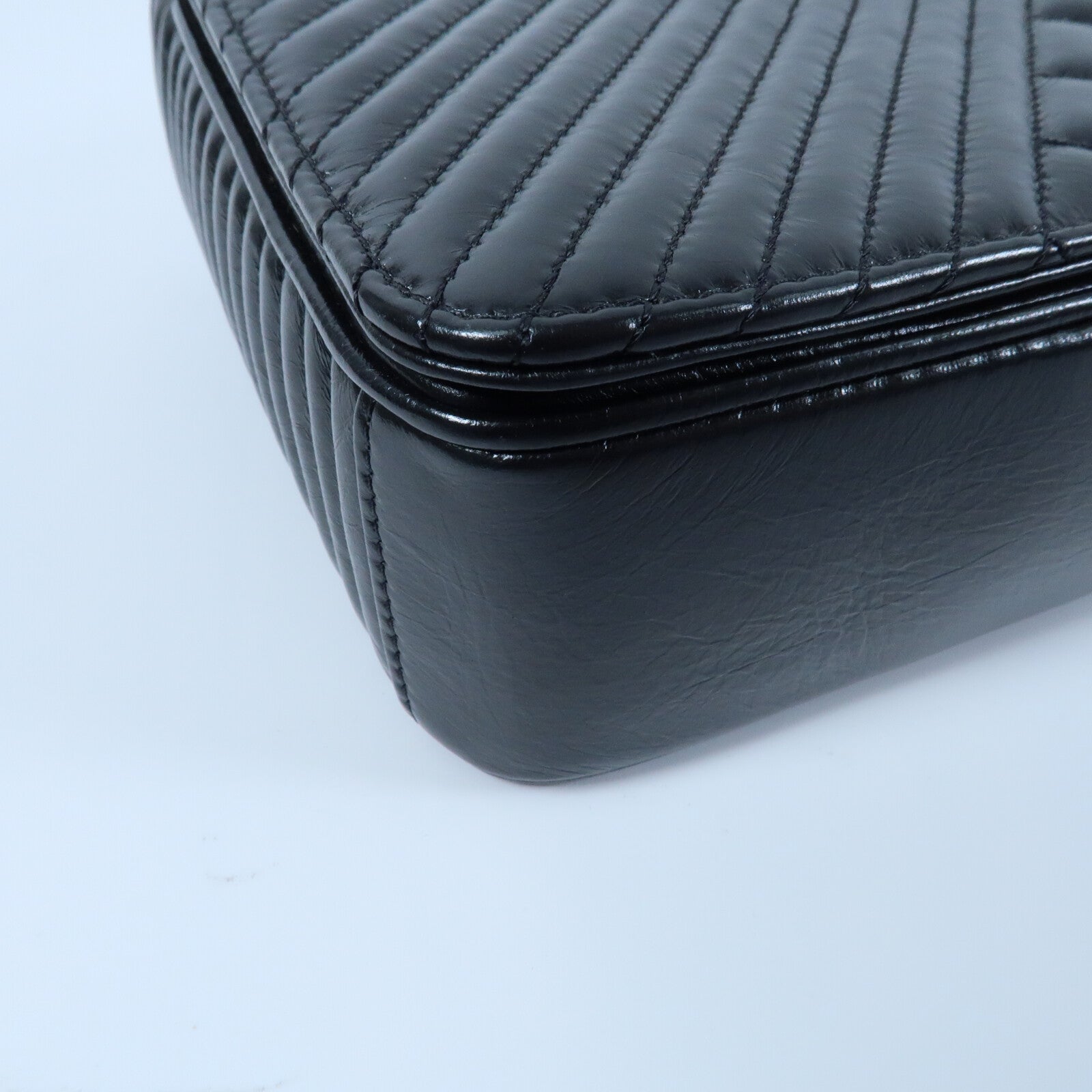 LOUIS VUITTON Shoulder Bag Calfskin 5