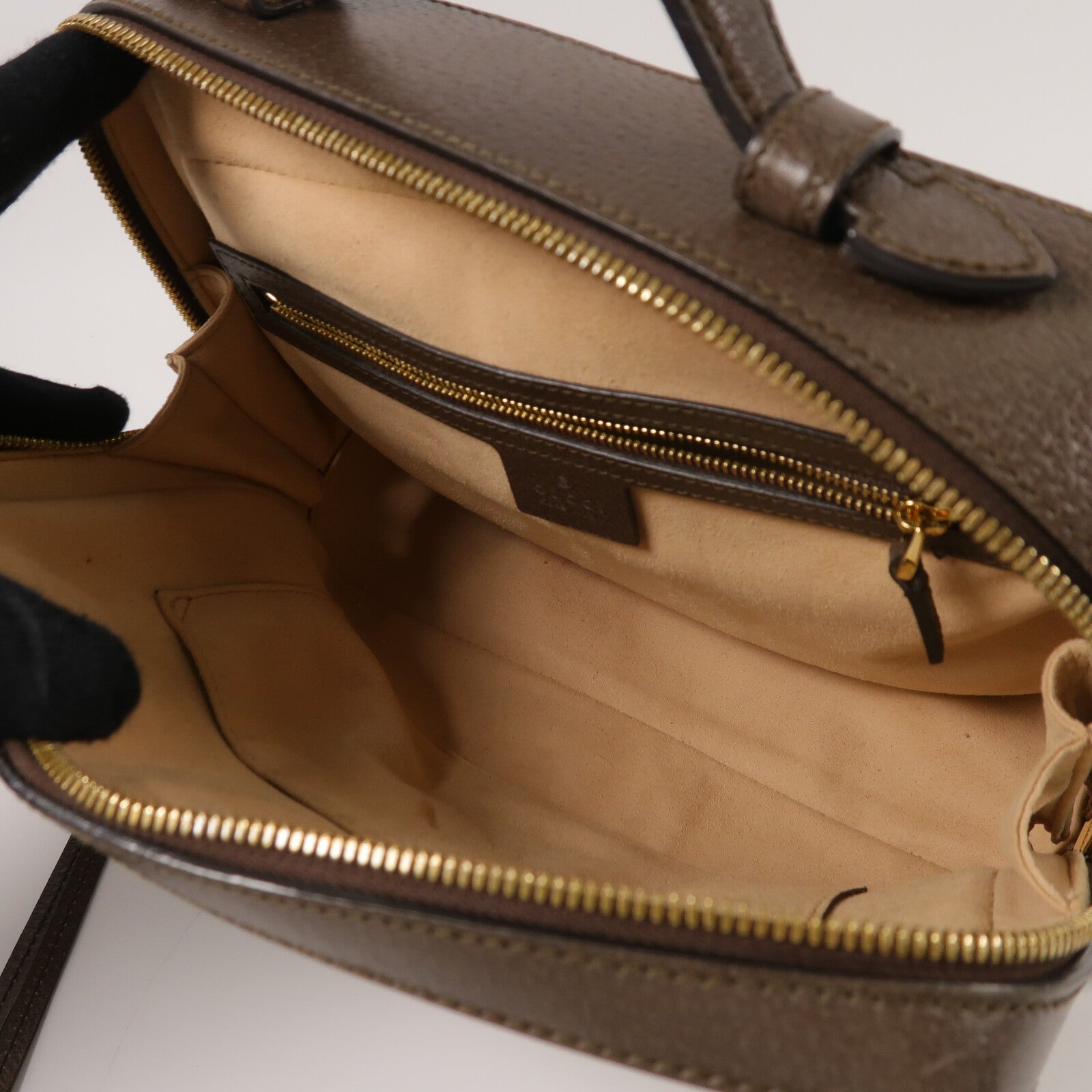 LOUIS VUITTON 550622 肩背包 皮革 5