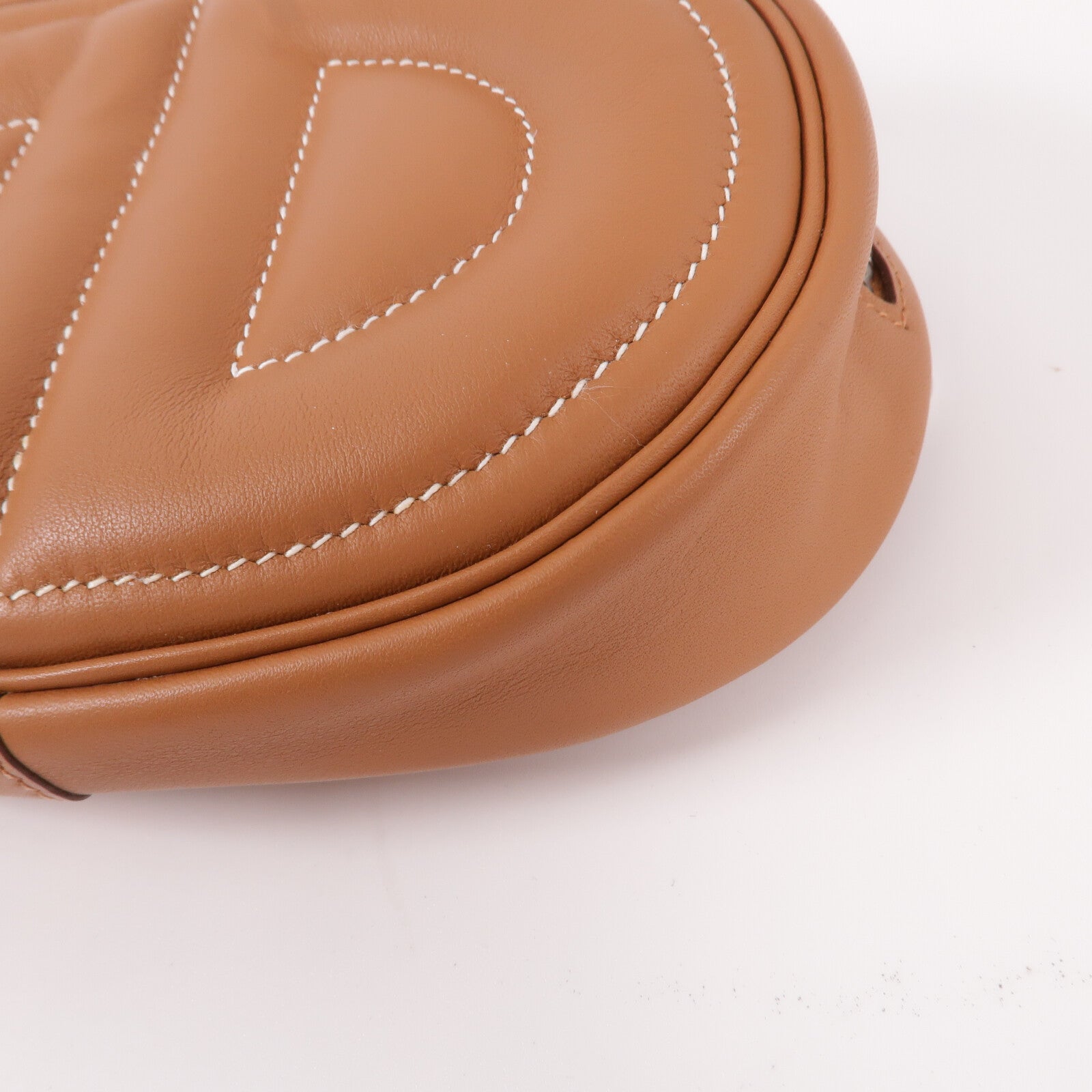 LOUIS VUITTON Loop 腰包 牛皮 11