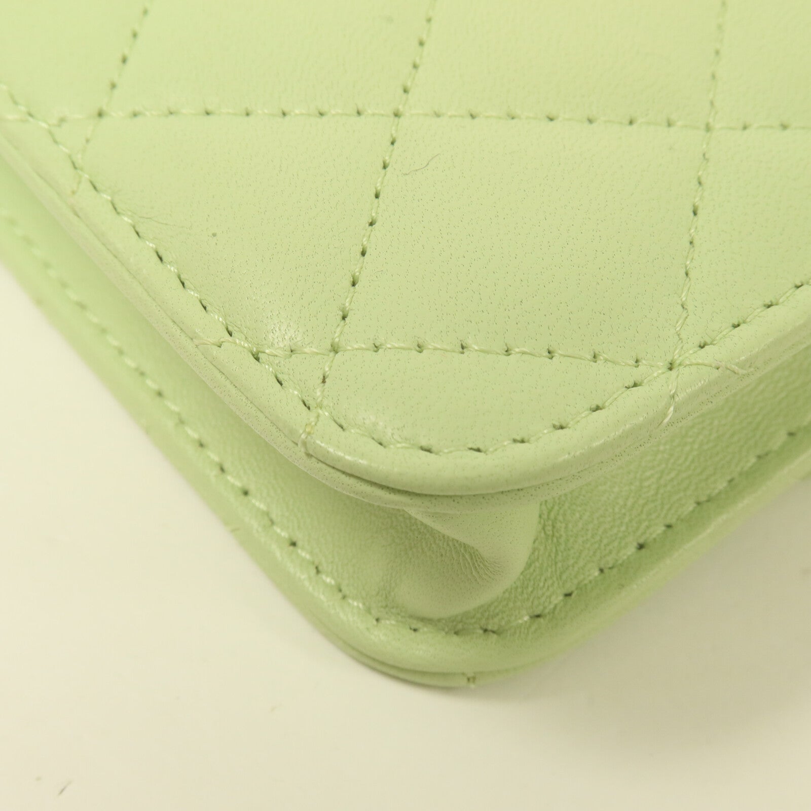LOUIS VUITTON AP1628 Shoulder Bag Lambskin 17