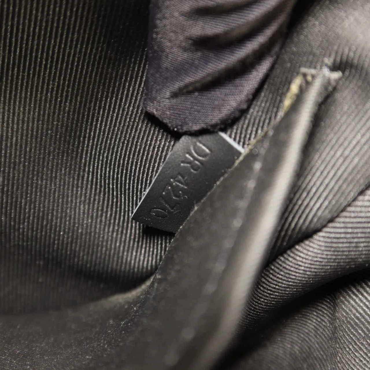 LOUIS VUITTON Keepall M57417 肩背包 牛皮 黑色 / Black 牛皮 中古品B - 縮圖 8