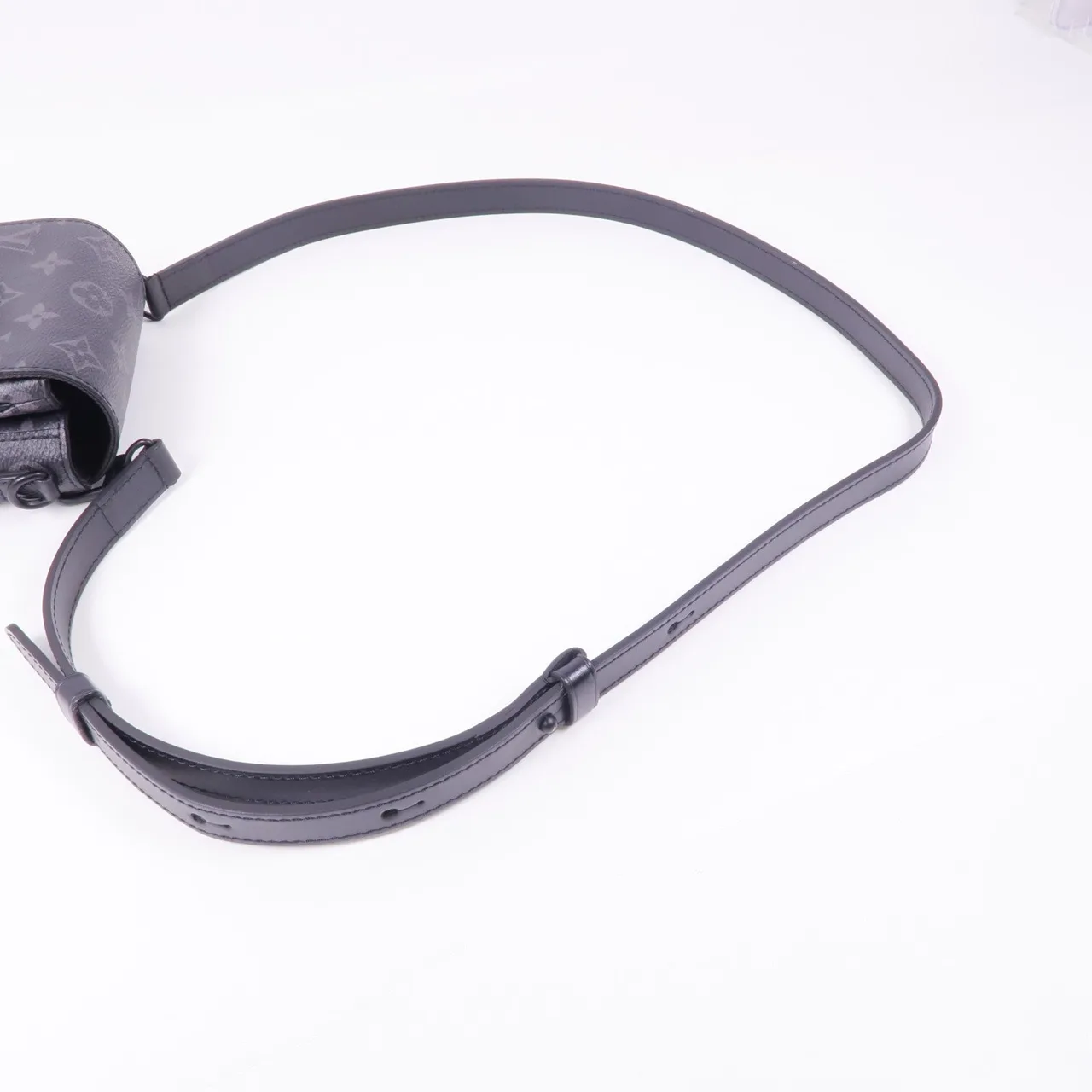 LOUIS VUITTON S-Lock M82252 肩背包 塗層帆布 黑色 塗層帆布 中古品B - 縮圖 5