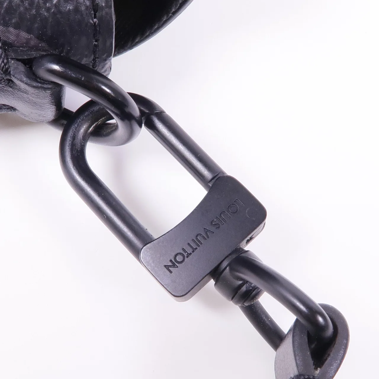 LOUIS VUITTON S-Lock M82252 肩背包 塗層帆布 黑色 塗層帆布 中古品B - 縮圖 6