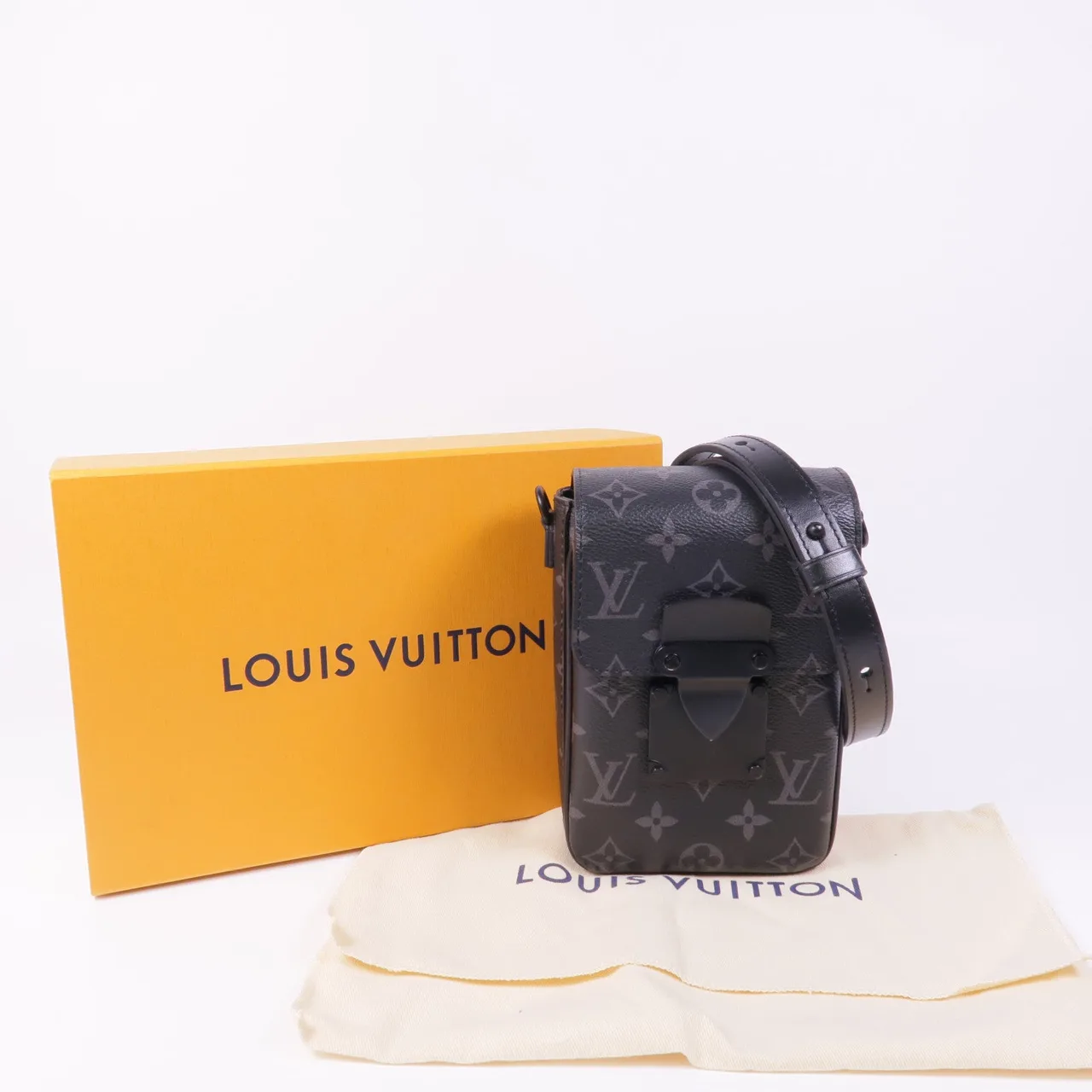 LOUIS VUITTON S-Lock M82252 肩背包 塗層帆布 黑色 塗層帆布 中古品B - 縮圖 19