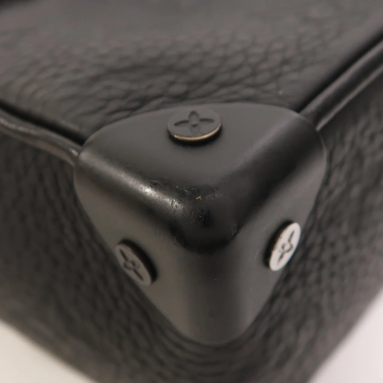 LOUIS VUITTON Soft Trunk M55702 肩背包 牛皮 黑色 牛皮 中古品B - 縮圖 6