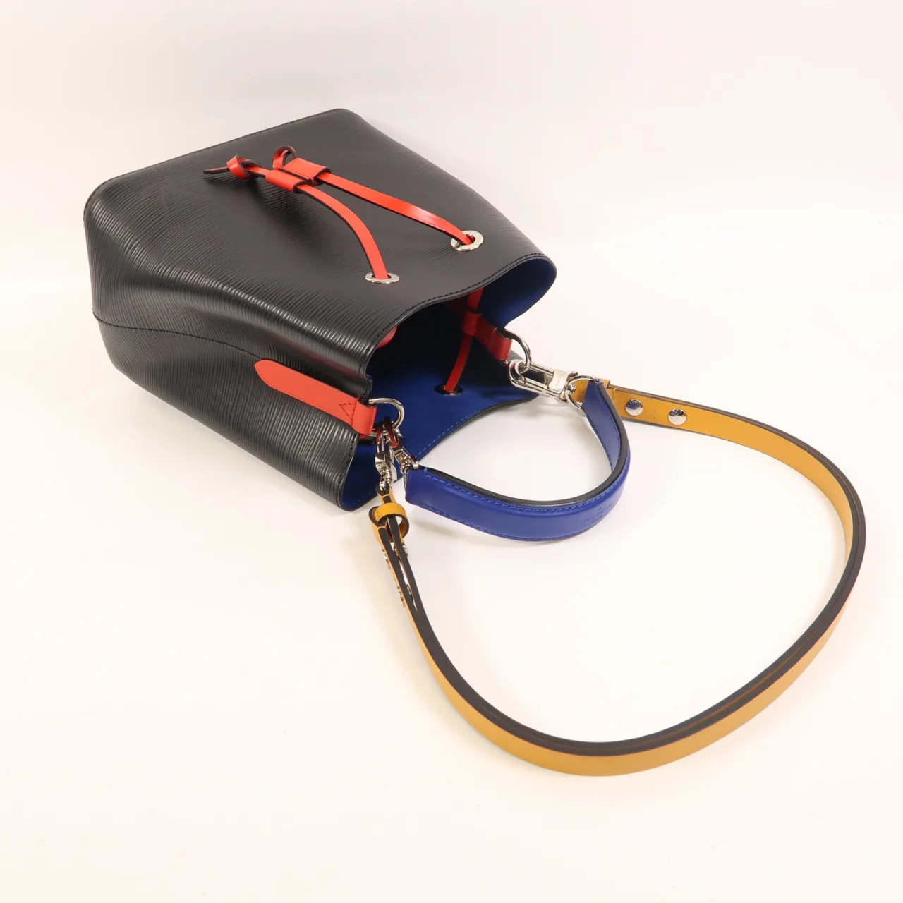 LOUIS VUITTON NeoNoe M52853 2-Way Bag Calfskin 黑色 / 紅色 / Black Calfskin Rank A - Thumbnail 9