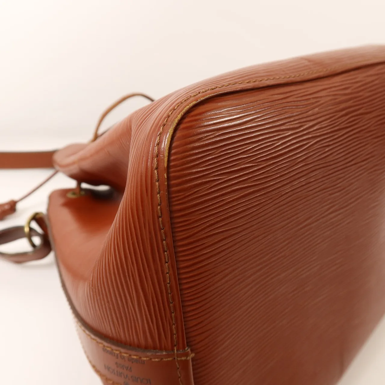 LOUIS VUITTON Noe M44103 Shoulder Bag Calfskin 棕色 / Brown Calfskin Rank C - Thumbnail 10