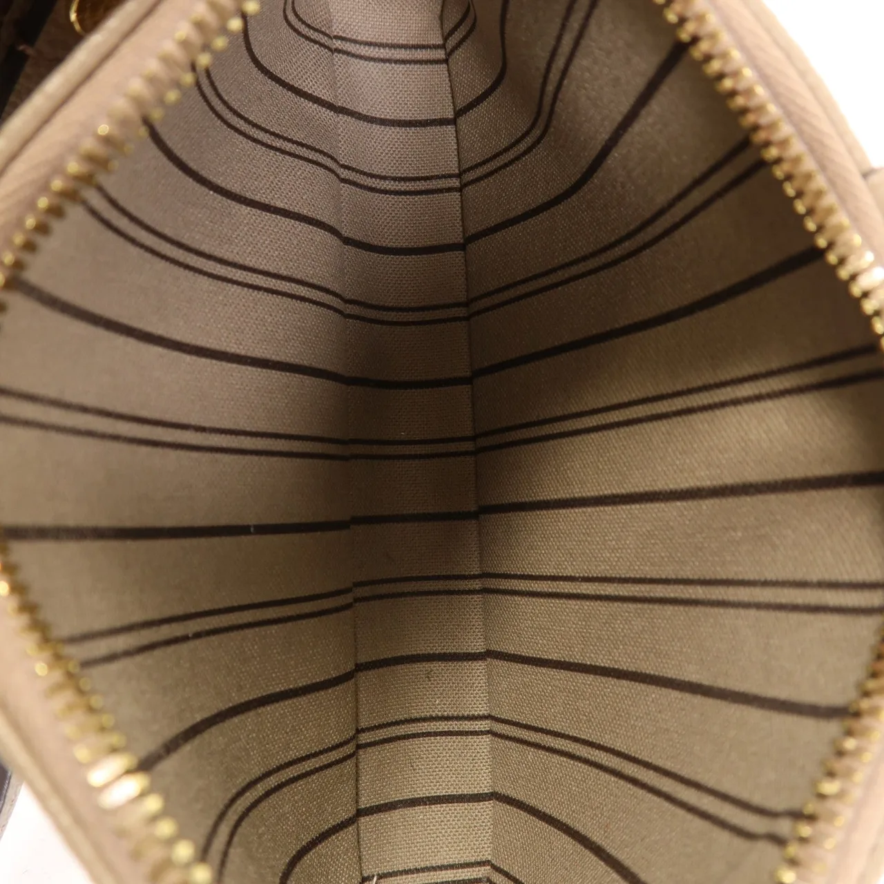 LOUIS VUITTON Easy Pouch M81862 Shoulder Bag Calfskin 米色 / Beige Calfskin Rank B - Thumbnail 5