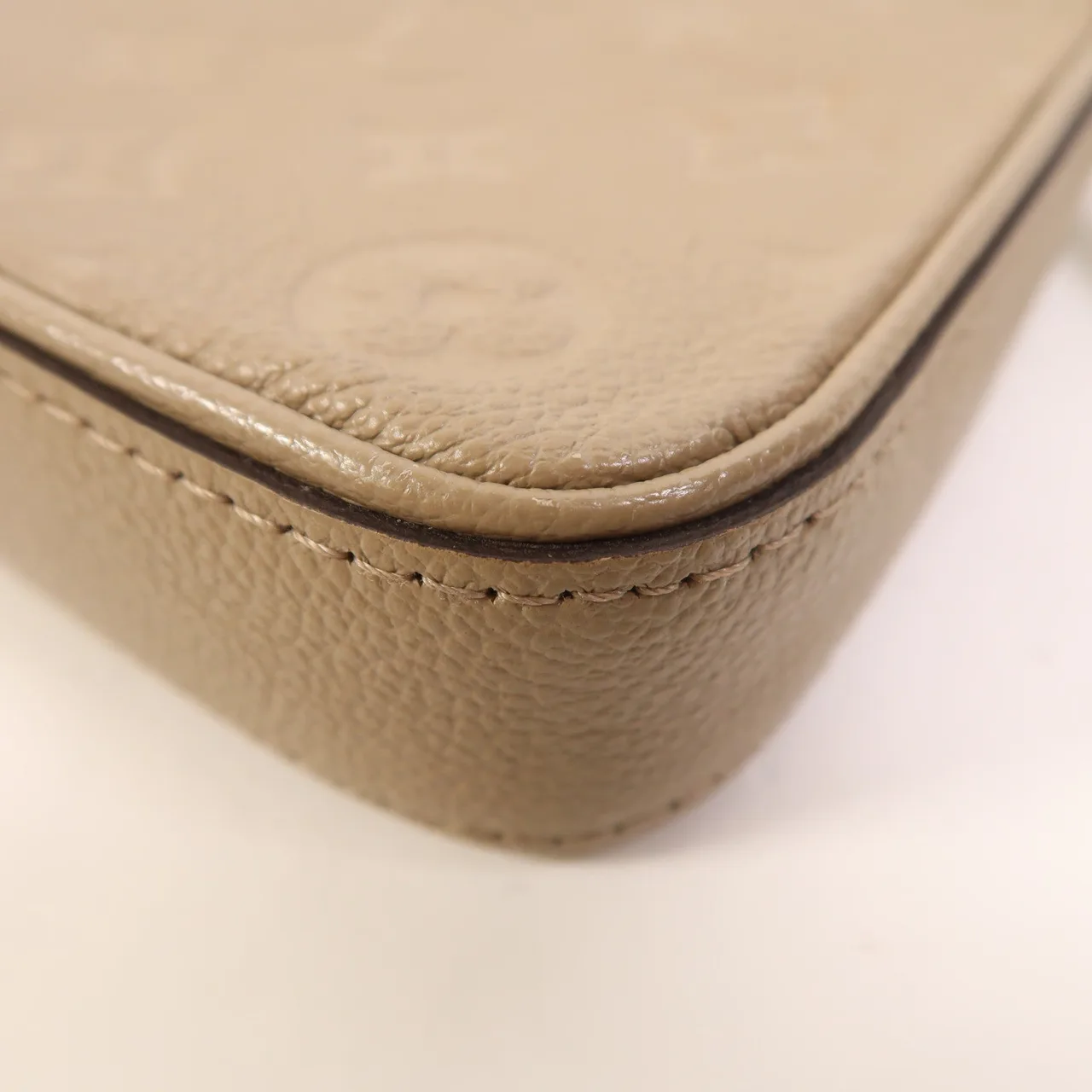 LOUIS VUITTON Easy Pouch M81862 Shoulder Bag Calfskin 米色 / Beige Calfskin Rank B - Thumbnail 12