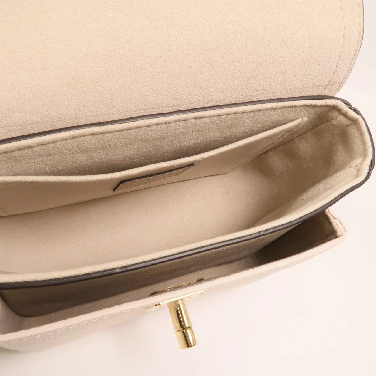 LOUIS VUITTON Lock Me M58554 2-Way Bag Calfskin 米色 / Light Grey Calfskin Rank A - Thumbnail 5