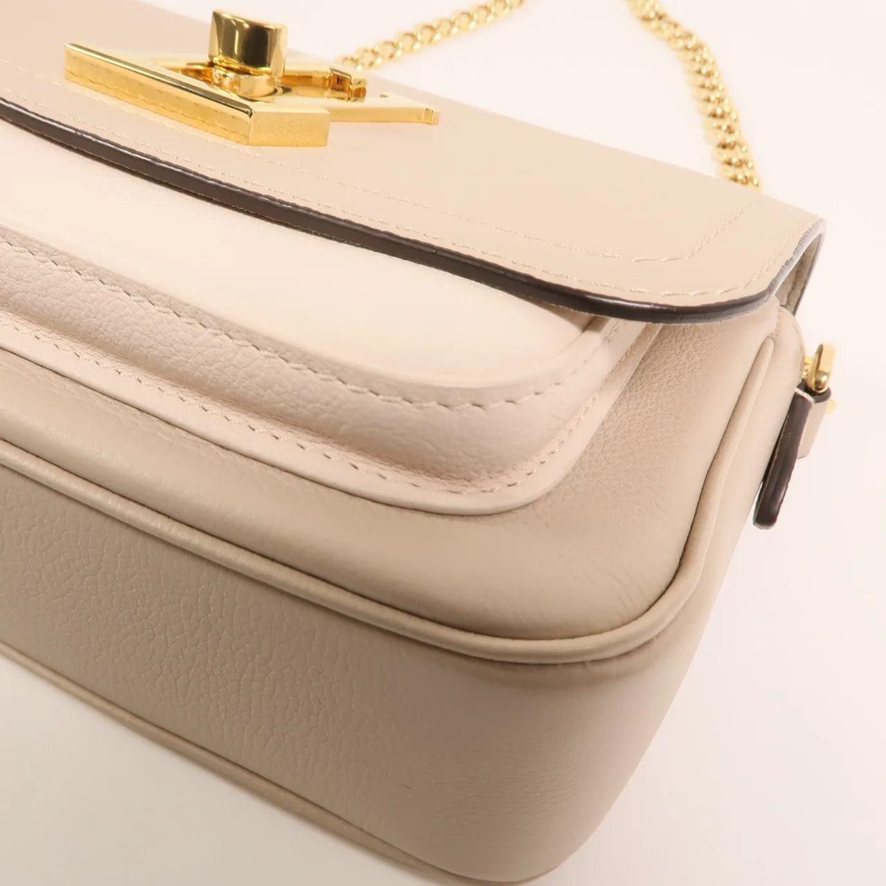 LOUIS VUITTON Lock Me M58554 2-Way Bag Calfskin 米色 / Light Grey Calfskin Rank A - Thumbnail 9