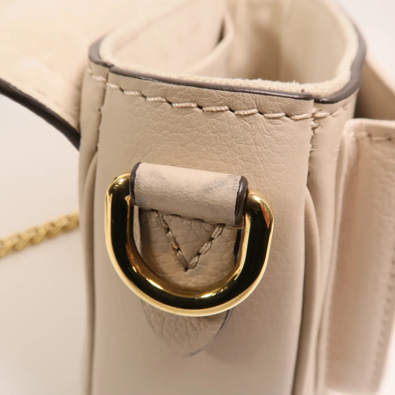 LOUIS VUITTON Lock Me M58554 2-Way Bag Calfskin 米色 / Light Grey Calfskin Rank A - Thumbnail 15