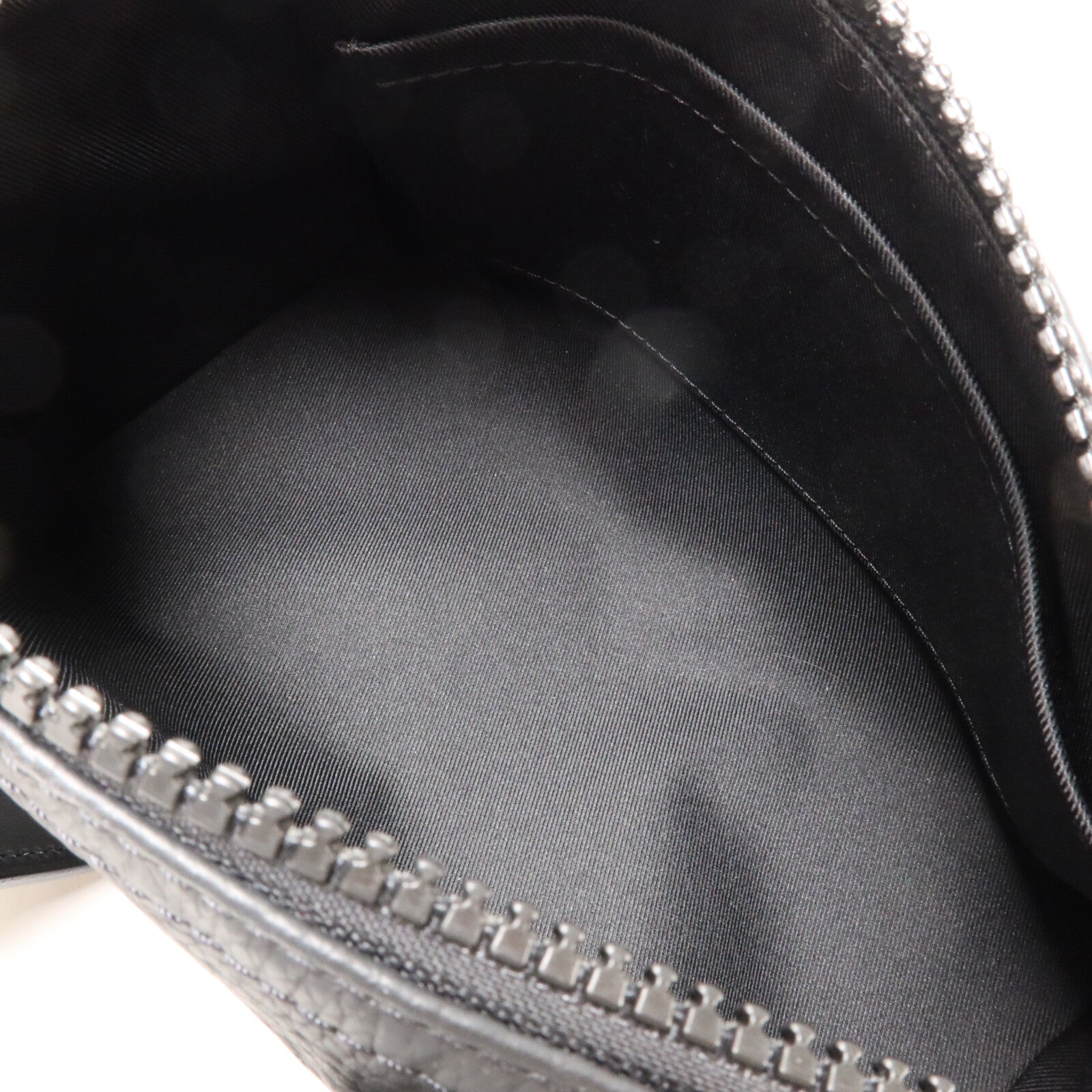 LOUIS VUITTON Keepall M20900 2-Way Bag Calfskin 5