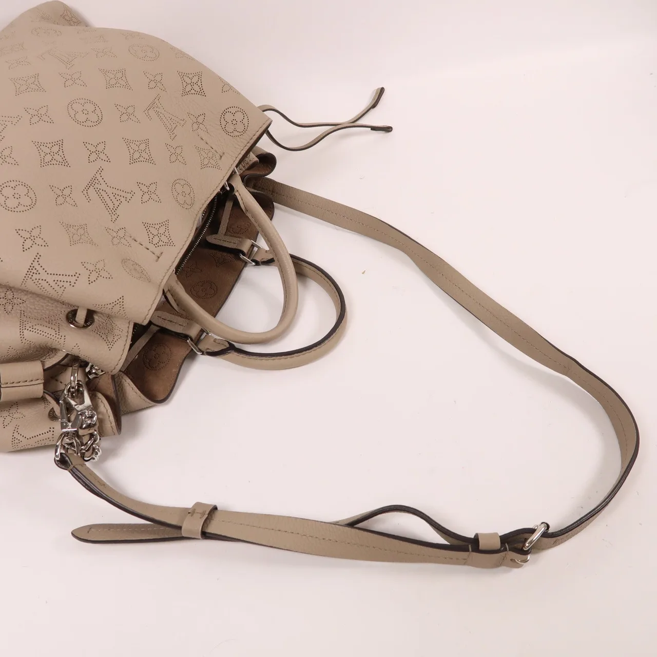 LOUIS VUITTON Bella M59201 兩用包 牛皮 米色 / Galet Gray 牛皮 中古品A - 縮圖 9