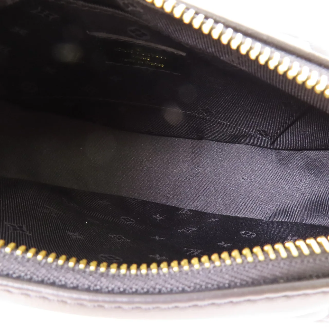 LOUIS VUITTON Over The Moon M59799 兩用包 牛皮 黑色 / Black 牛皮 新品同様 - 縮圖 7