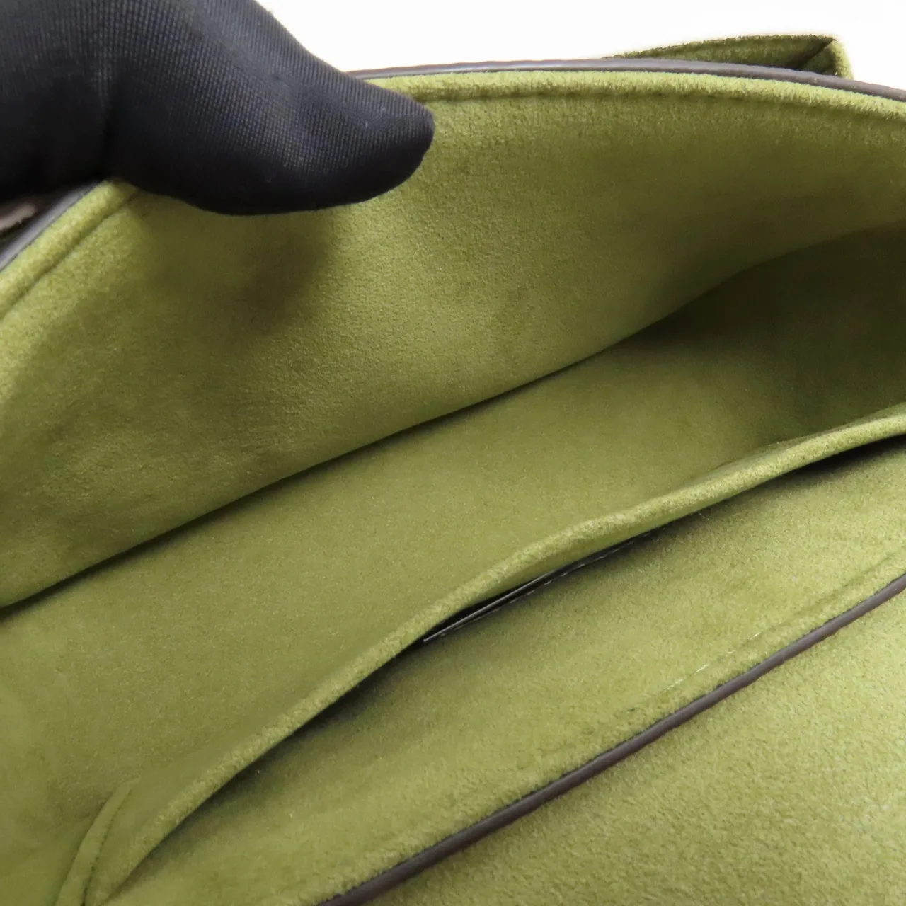 LOUIS VUITTON Lock Me M59731 兩用包 牛皮 綠色 / 白色 / Green/White 牛皮 新品同様 - 縮圖 13