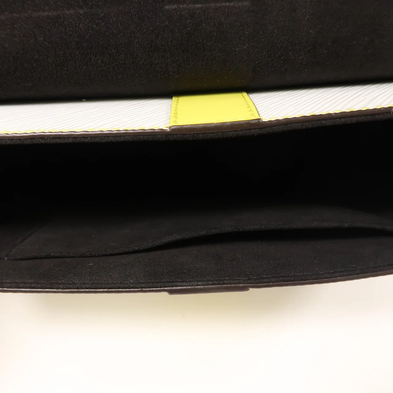 LOUIS VUITTON Twist M53717 肩背包 皮革 多種顏色 / white 皮革 中古品A - 縮圖 5