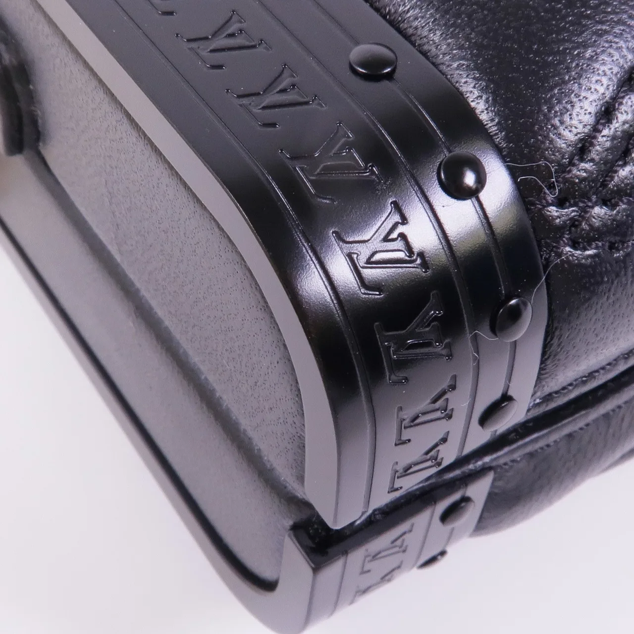 LOUIS VUITTON Vanity M23575 肩背包 羊皮 黑色 / Black 羊皮 中古品A - 縮圖 9