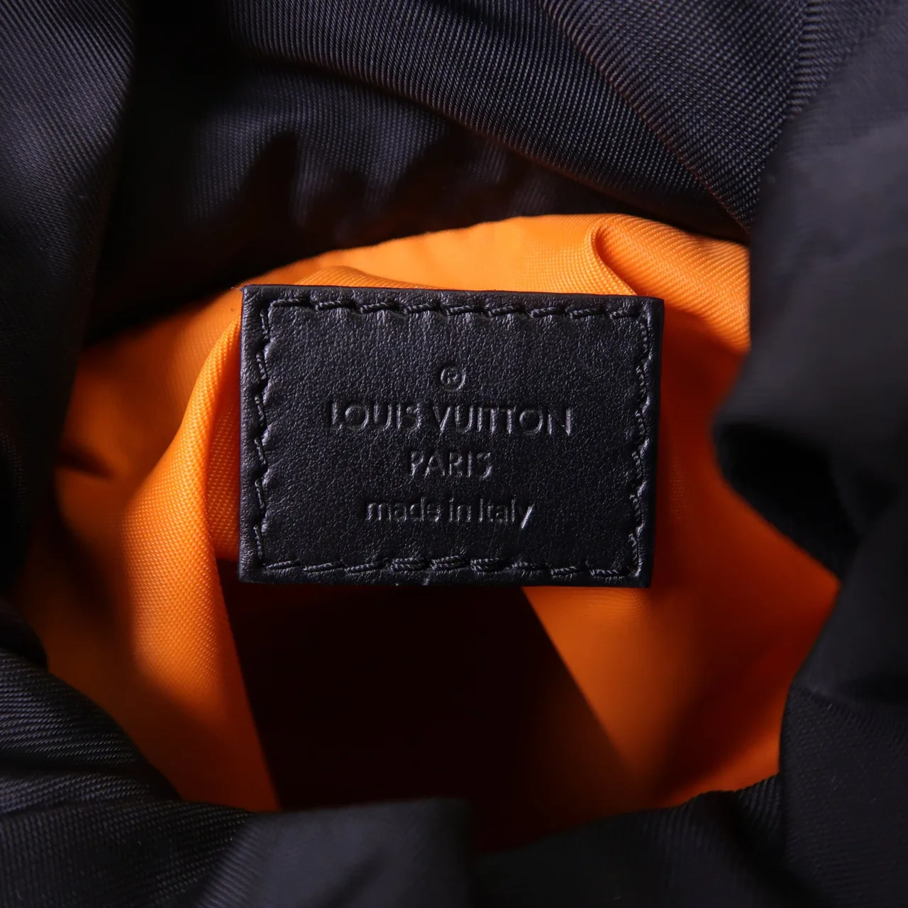 LOUIS VUITTON M44628 肩背包 牛皮 黑色 / Black 牛皮 中古品A - 縮圖 6