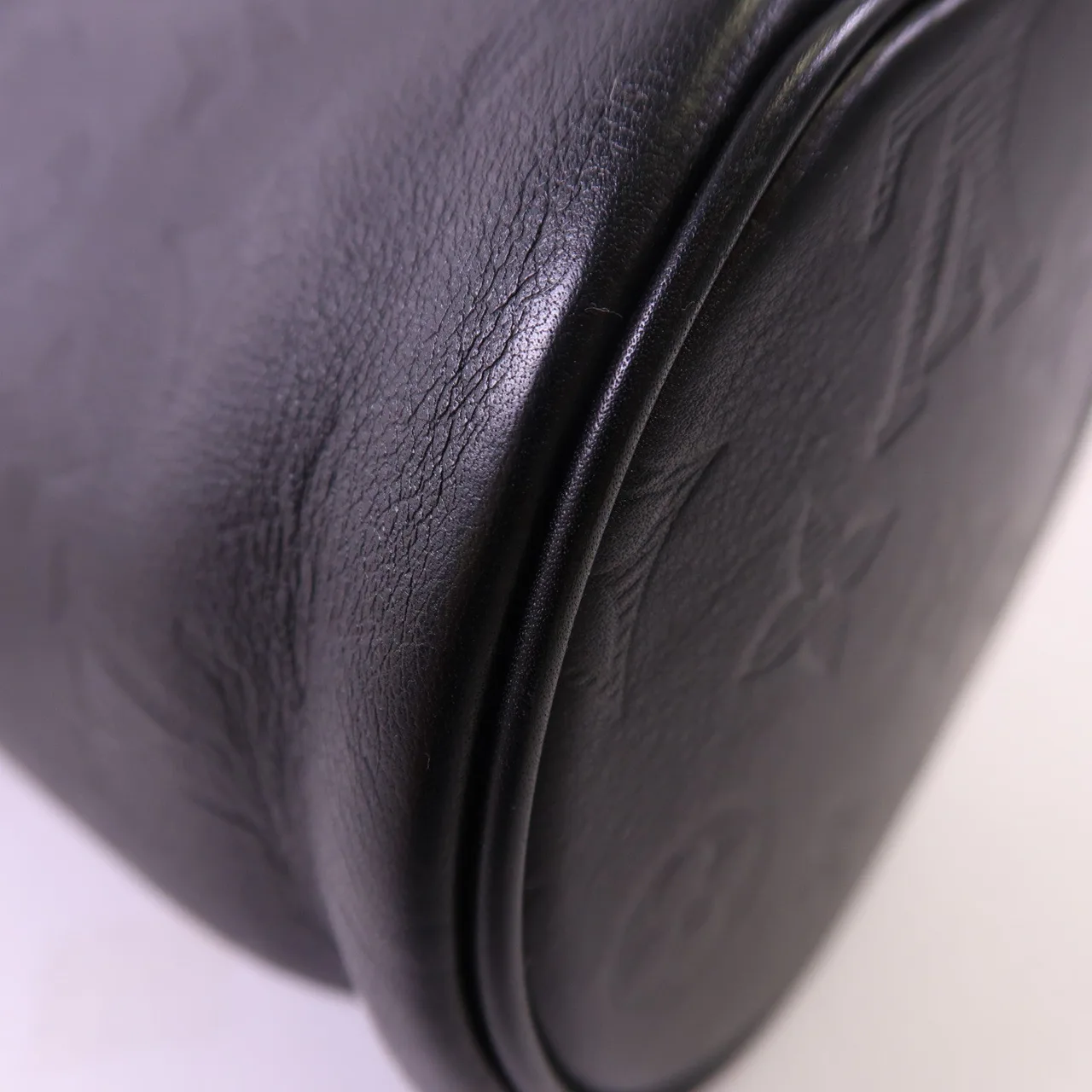 LOUIS VUITTON M44628 肩背包 牛皮 黑色 / Black 牛皮 中古品A - 縮圖 13