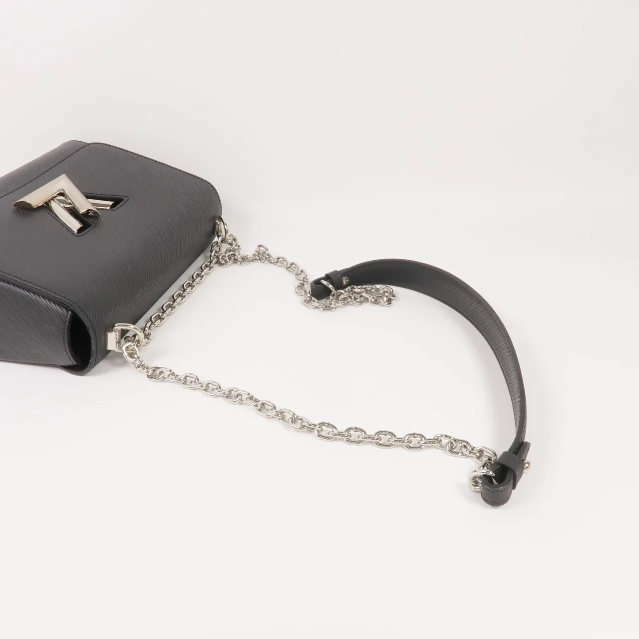 LOUIS VUITTON Twist M21110 Shoulder Bag Calfskin 黑色 Calfskin Rank B - Thumbnail 5