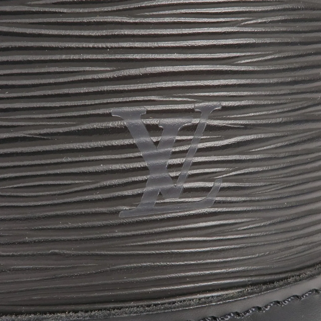 LOUIS VUITTON Alma M40302 Handbag Calfskin 黑色 / Black Calfskin Rank B - Thumbnail 16