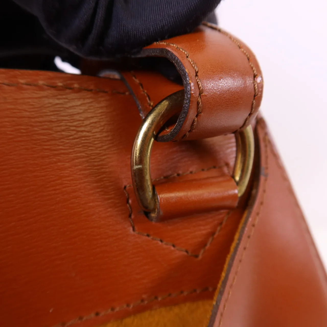 LOUIS VUITTON Cluny M52253 Shoulder Bag Calfskin 棕色 Calfskin Rank B - Thumbnail 10