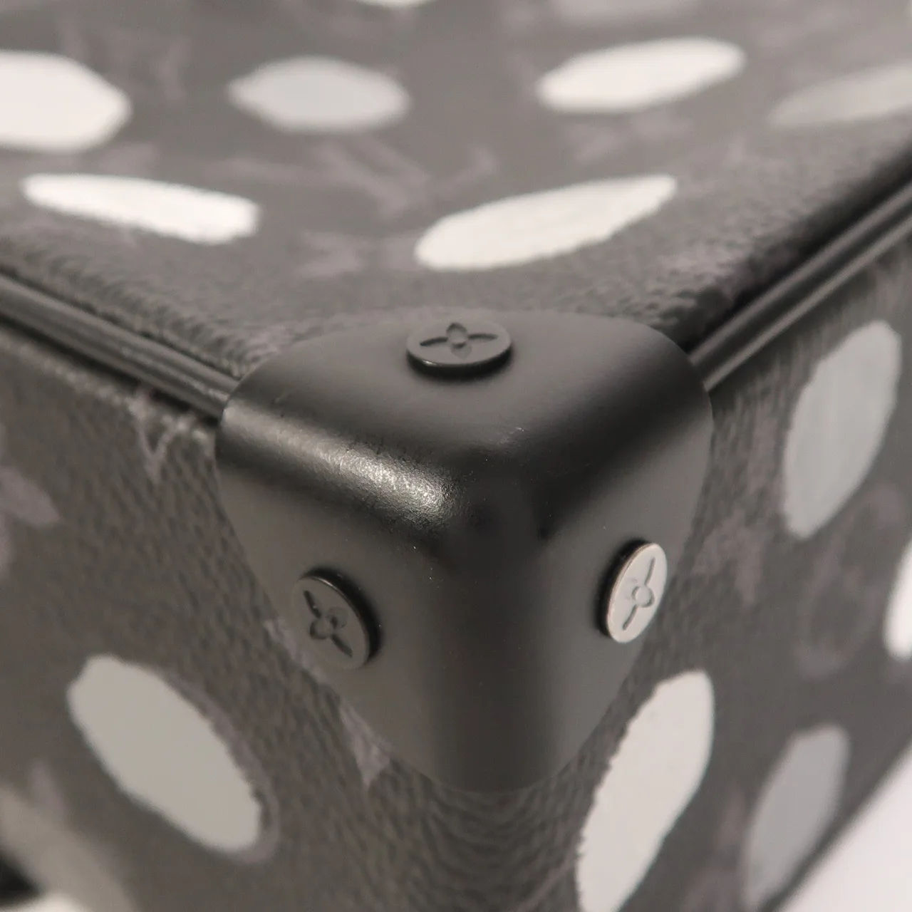 LOUIS VUITTON Soft Trunk M81936 Shoulder Bag Coated Canvas 黑色 / Black Coated Canvas Rank A - Thumbnail 11