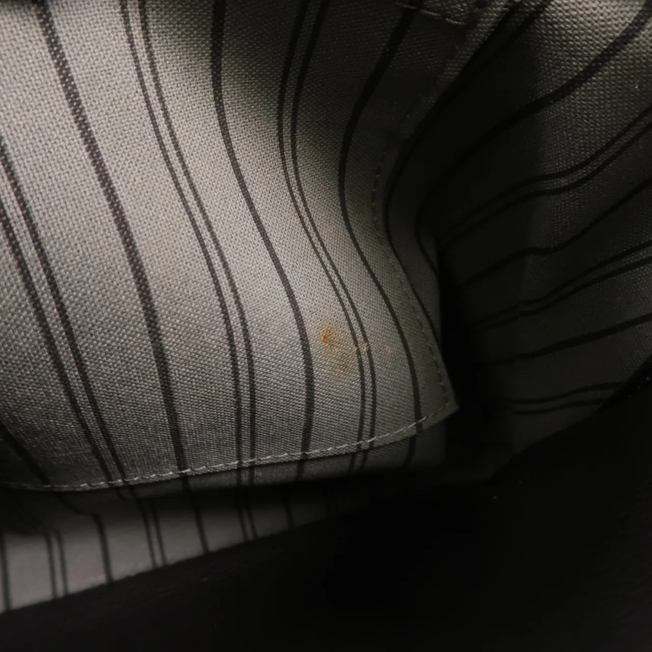 LOUIS VUITTON Montaigne M50665 2-Way Bag Calfskin 黑色 / Black Calfskin Rank B - Thumbnail 17