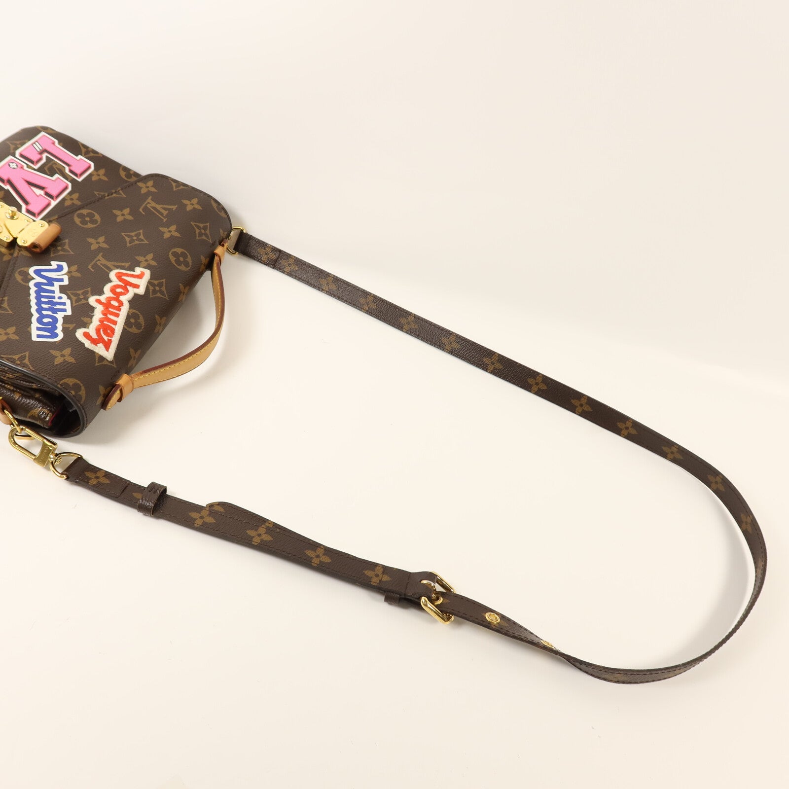 LOUIS VUITTON Pochette Metis M43991 2-Way Bag Coated Canvas 9