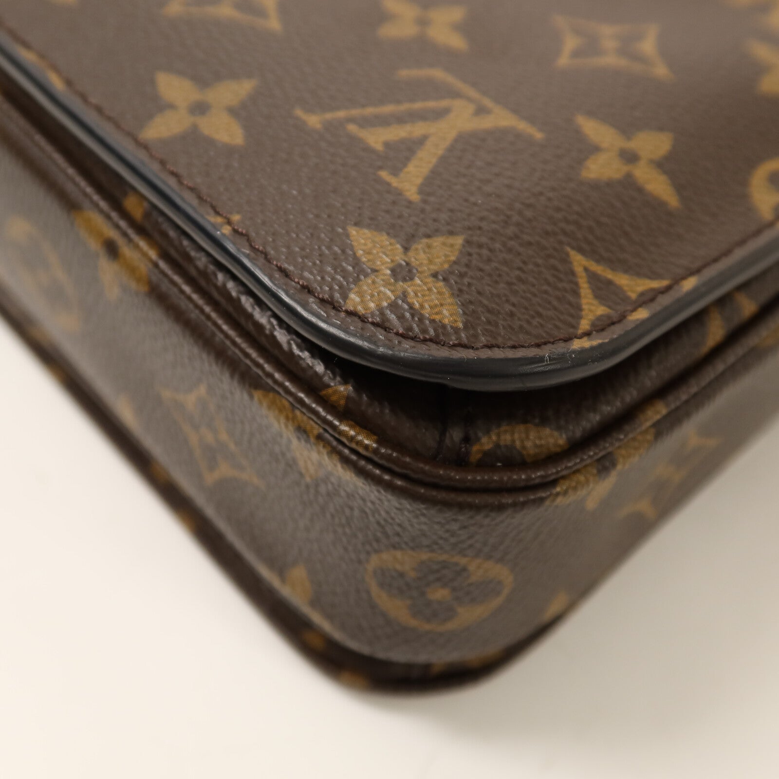 LOUIS VUITTON Pochette Metis M43991 2-Way Bag Coated Canvas 14