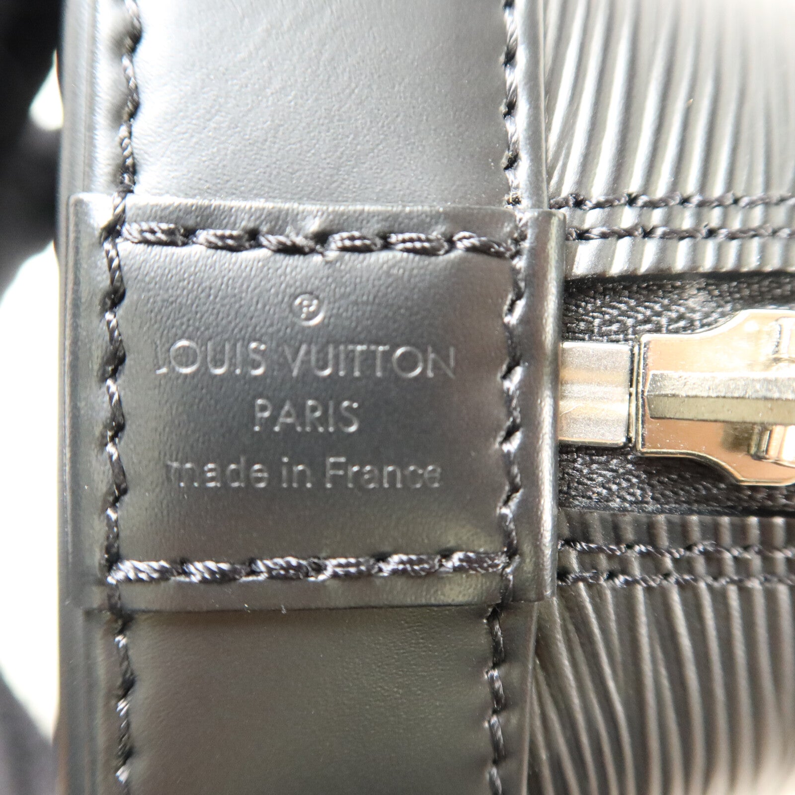 LOUIS VUITTON Alma M40862 2-Way Bag Calfskin 5