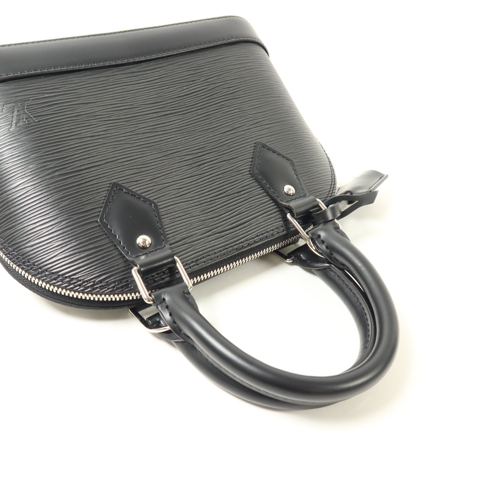 LOUIS VUITTON Alma M40862 2-Way Bag Calfskin 9