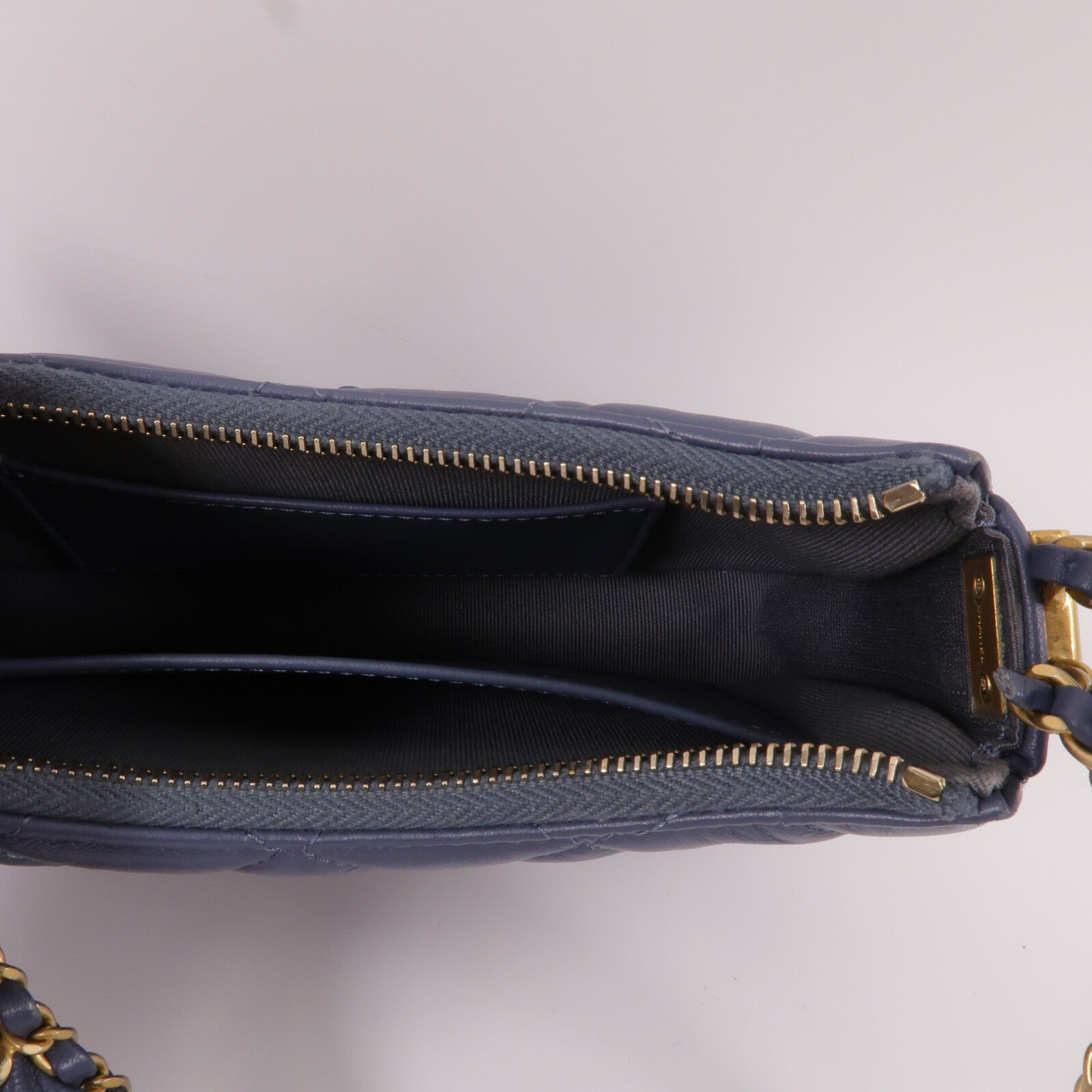 LOUIS VUITTON AS4422 肩背包 羊皮 5