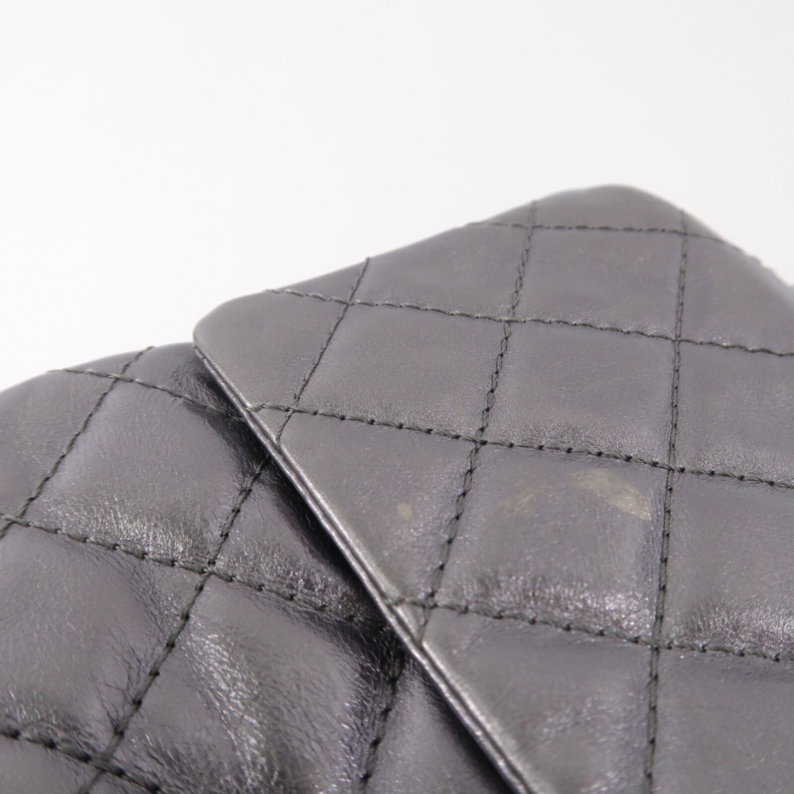 LOUIS VUITTON 2.55 Shoulder Bag Calfskin 16