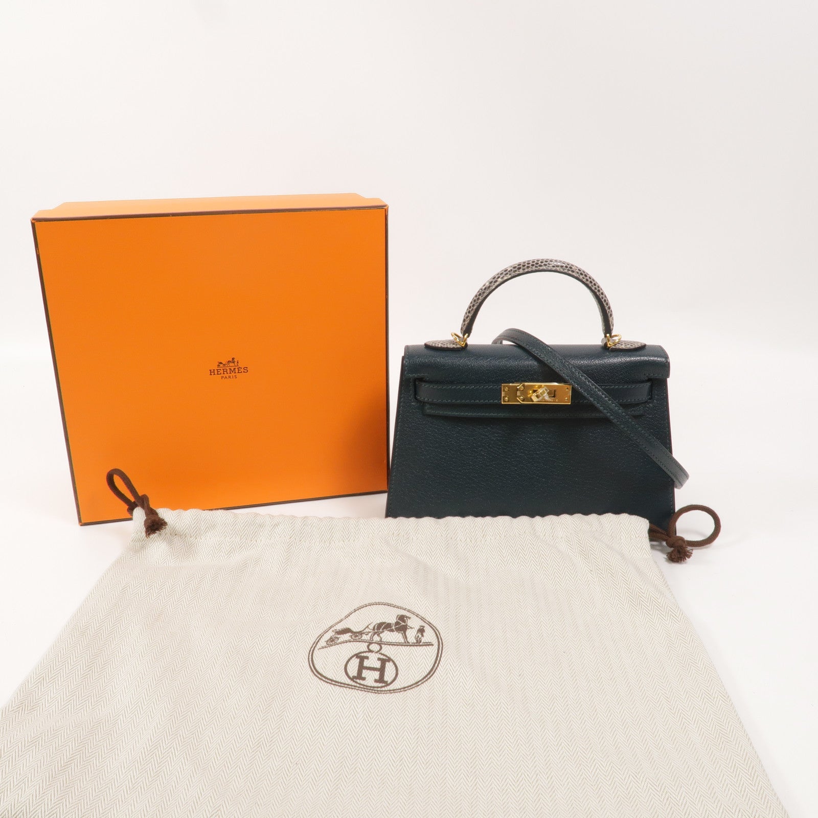 LOUIS VUITTON Handbag Leather 11