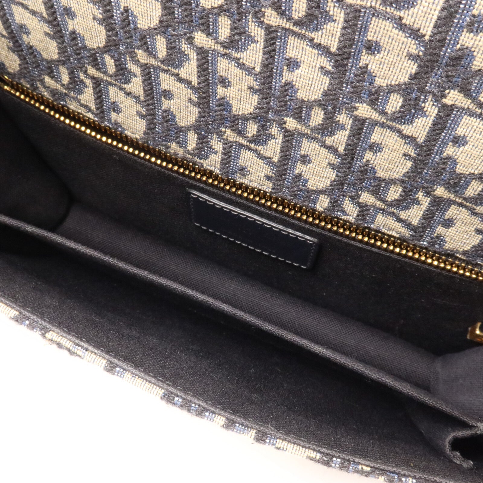 LOUIS VUITTON Montaigne M9208UTZQ Shoulder Bag Canvas 5