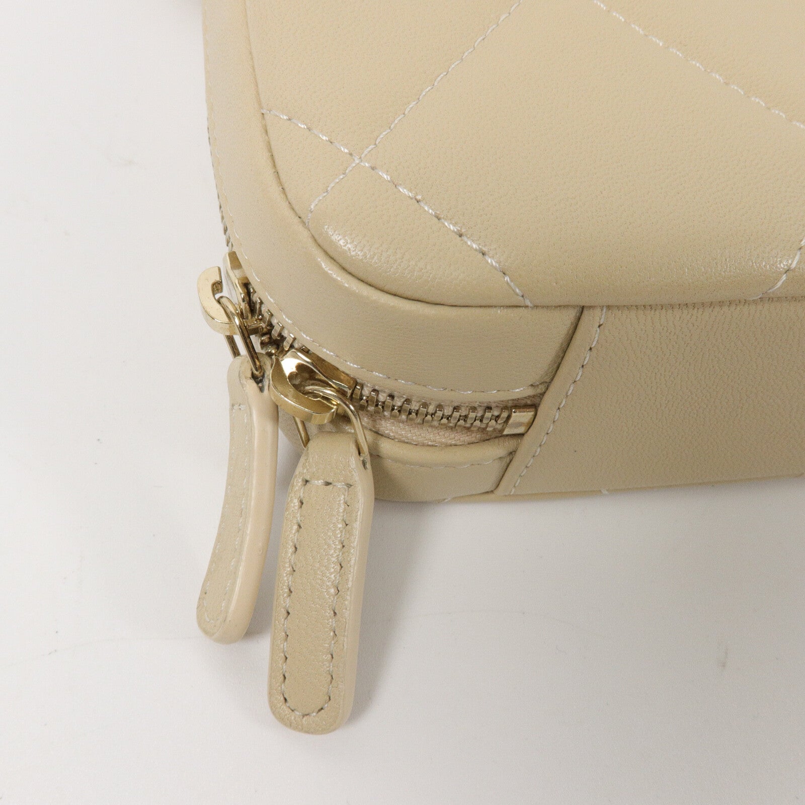 LOUIS VUITTON 肩背包 羊皮 11