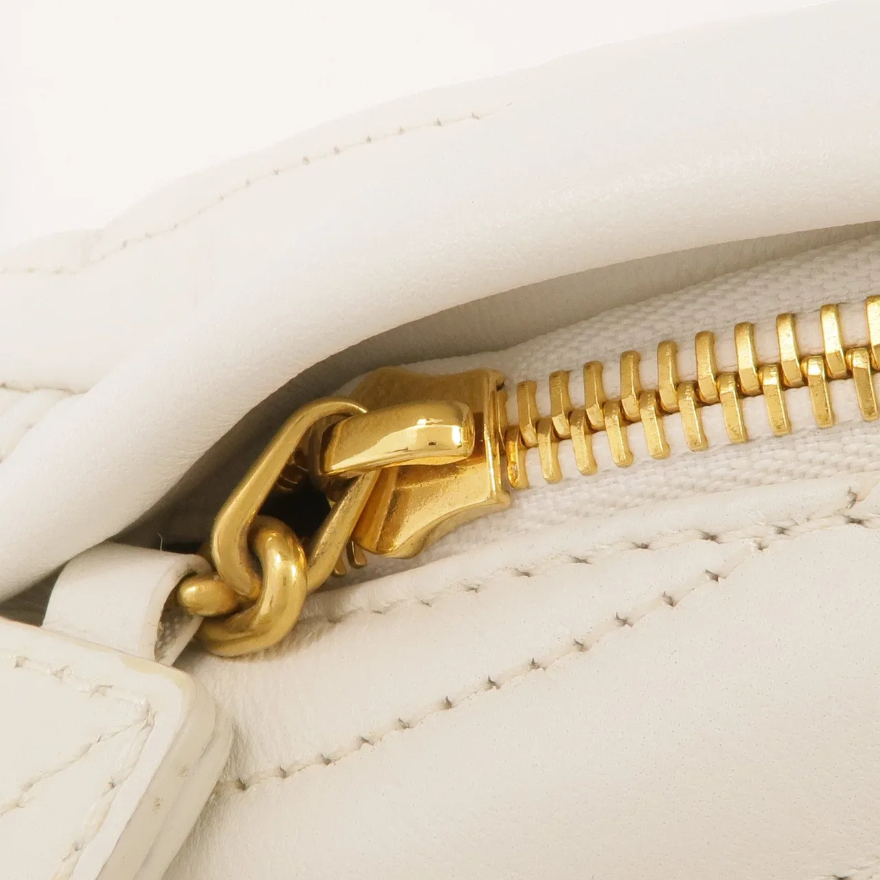 LOUIS VUITTON New Wave M53861 Belt Bag Calfskin 白色 Calfskin Rank B - Thumbnail 14