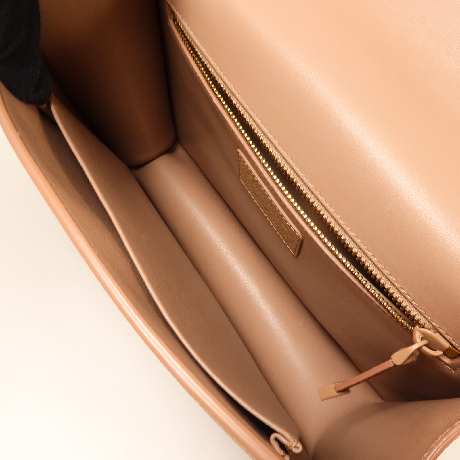 LOUIS VUITTON Montaigne M92031 Shoulder Bag Calfskin 5
