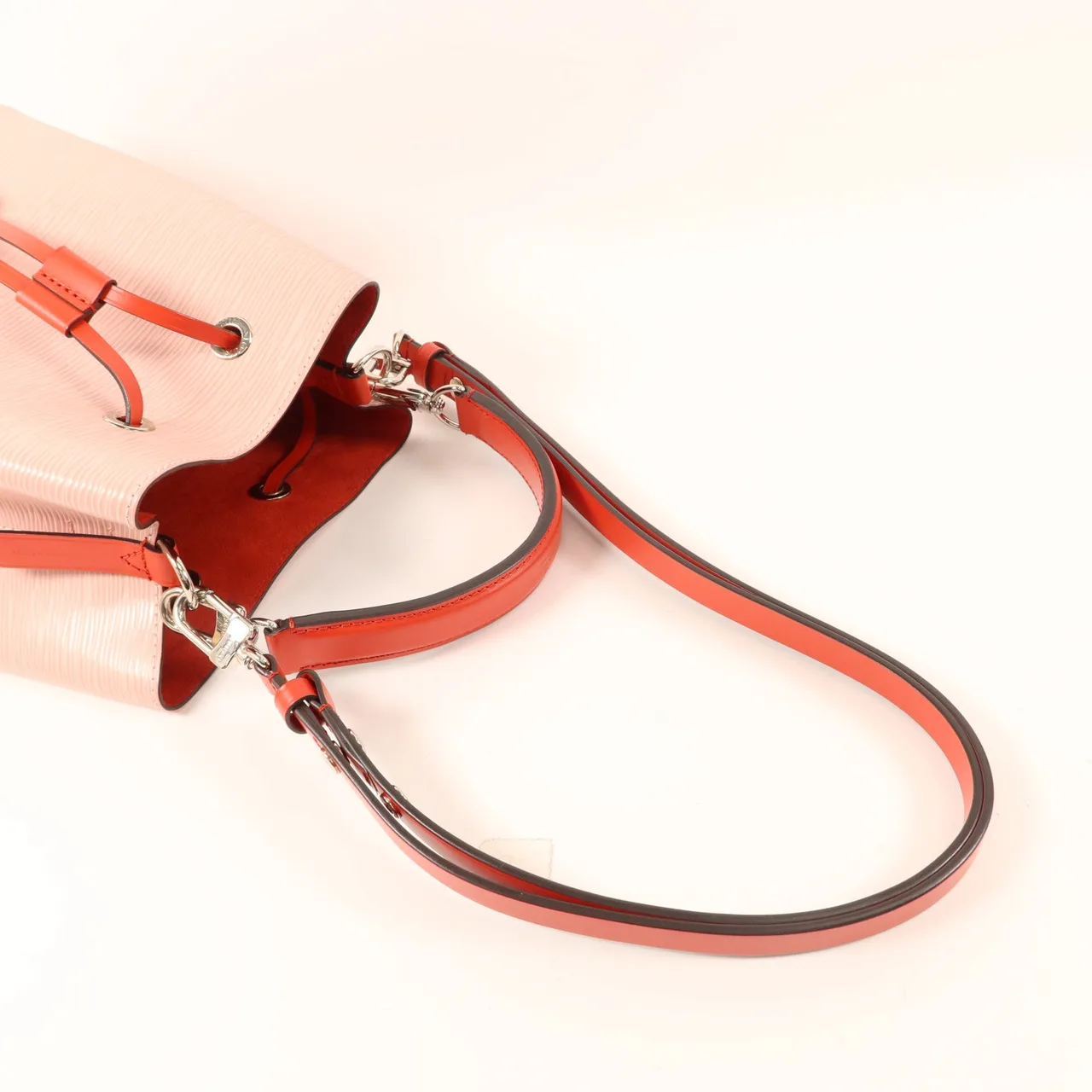 LOUIS VUITTON NeoNoe M53609 2-Way Bag Calfskin 粉色 Calfskin Rank A - Thumbnail 5